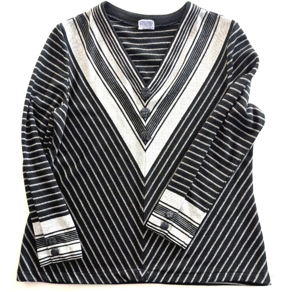 Vintage 70s disco Bodin Knits pull on blouse with decorative buttons. Large.